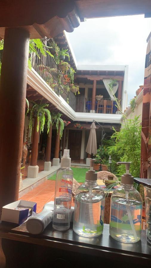 Hotel Mansion Del Rey Antigua Bagian luar foto